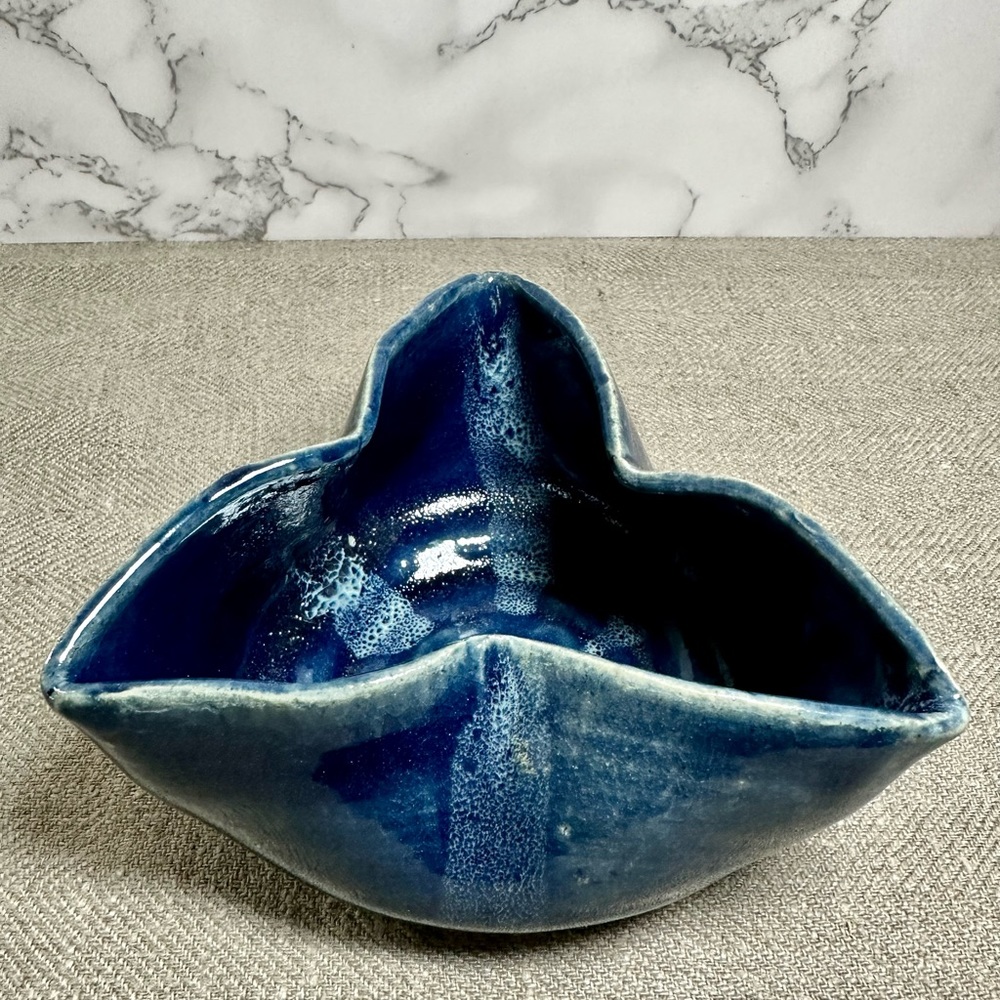 Small ceramic pottery bowl